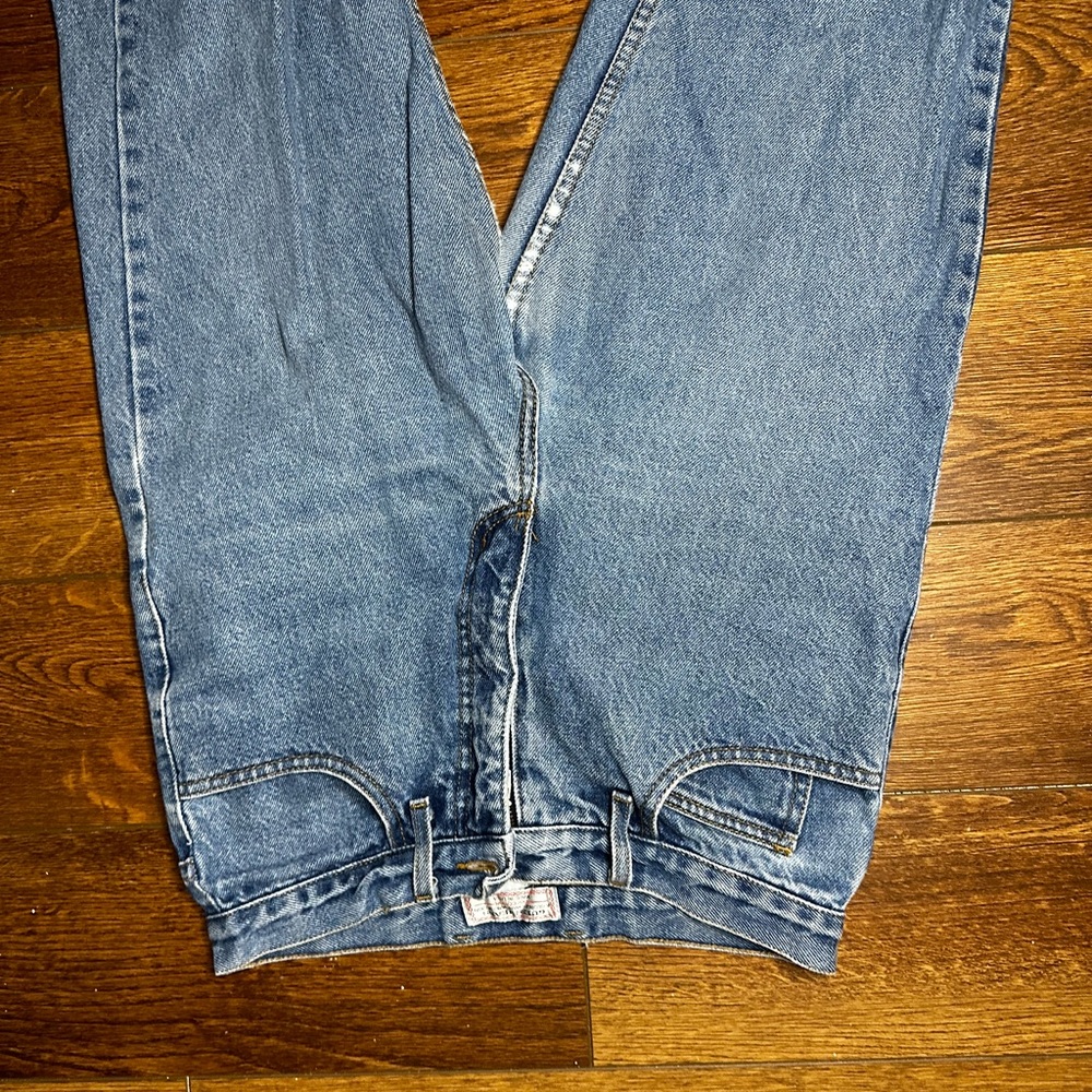 Guess Jeans - Picture 2 of 7